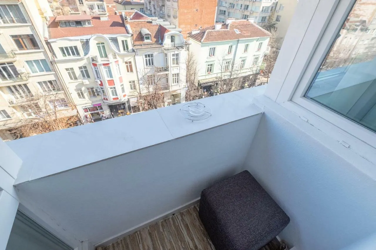 Vitosha Blvd 3-Bedroom, 2-Bathroom Lux Suite Sofia Bulgarie