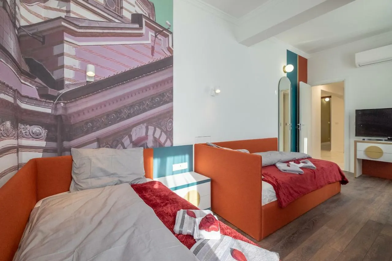 Vitosha Blvd 3-Bedroom, 2-Bathroom Lux Suite Sofia 0*,