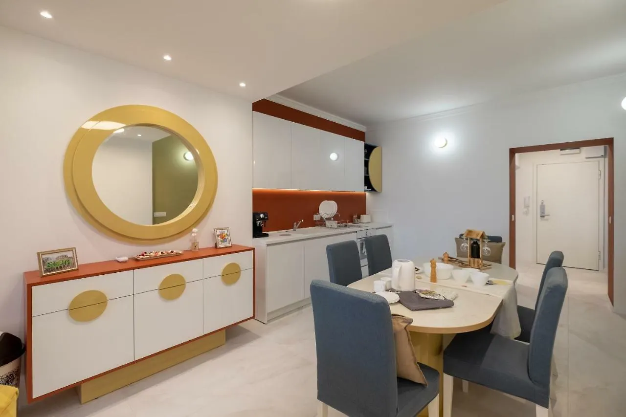 Vitosha Blvd 3-Bedroom, 2-Bathroom Lux Suite Sofia 0*,