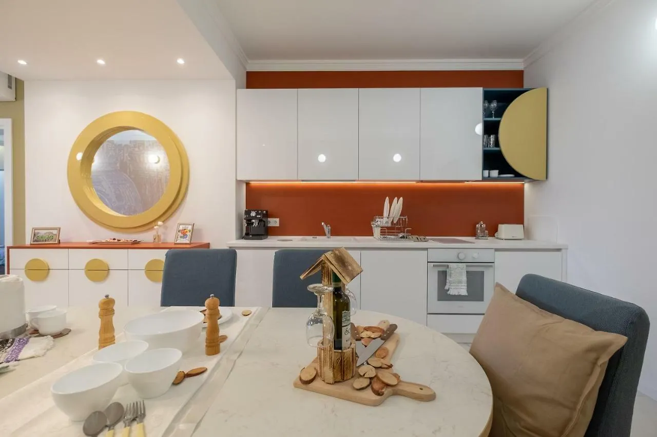 Apartment Vitosha Blvd 3-Bedroom, 2-Bathroom Lux Suite Sofia